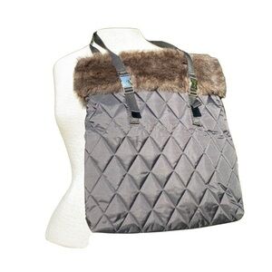 Bath & Body Works hot off the slopes tote bag black with brown faux fur
